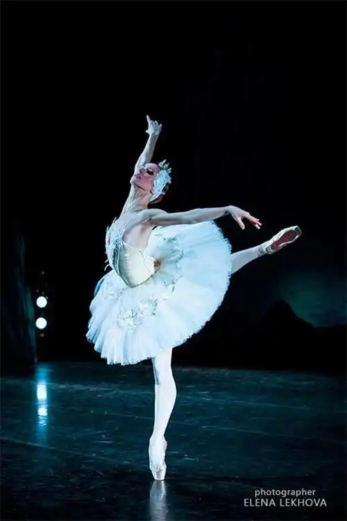 俄罗斯国家明星芭蕾舞剧院《天鹅湖》