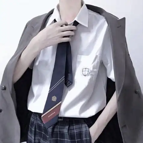 女生白衬衫扯领带头像 - 搜狗图片搜索