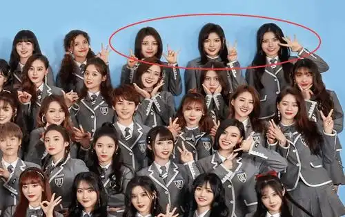 青你2全员大合照大家都关注蔡徐坤身高谁留心冰清玉洁手势