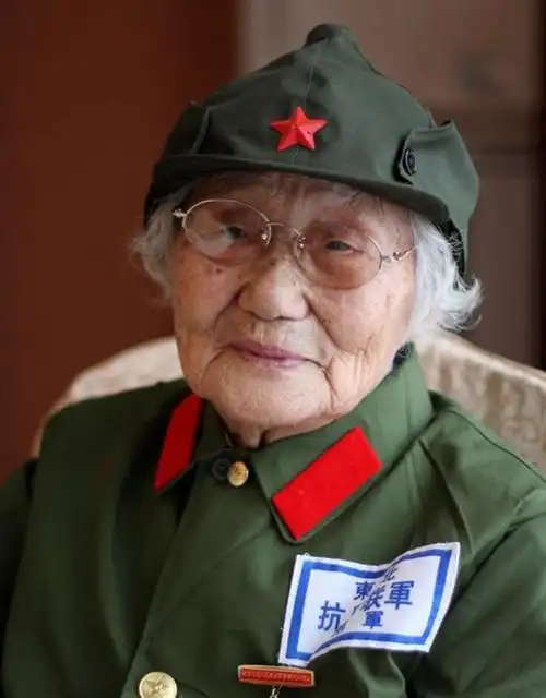 此人是东北抗联女兵,活了102岁,去世后得到三个国家的尊重