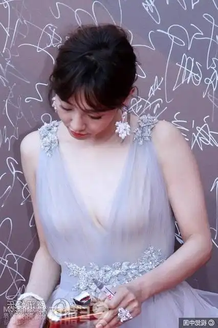 白百何大秀事业线