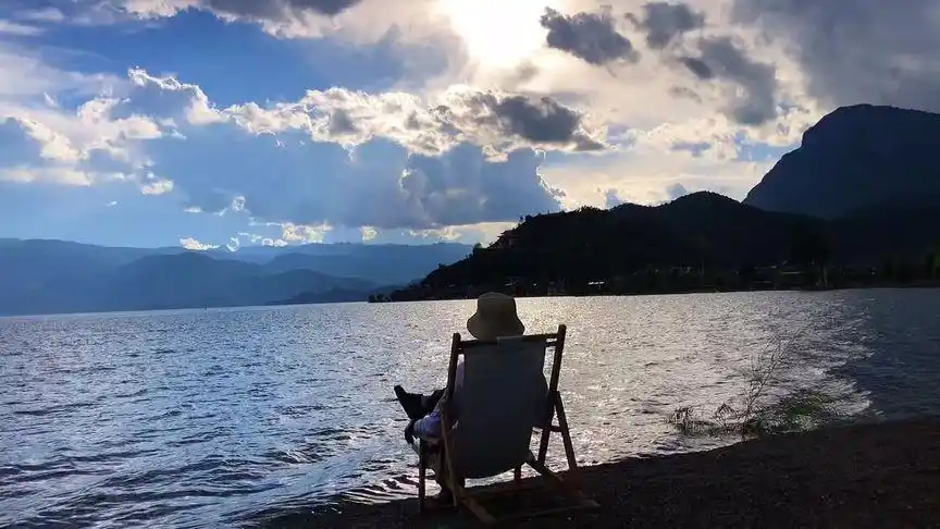 人到一定年龄,悲喜淡然,孤独丛生!#治愈系风景 #慢下来看世界