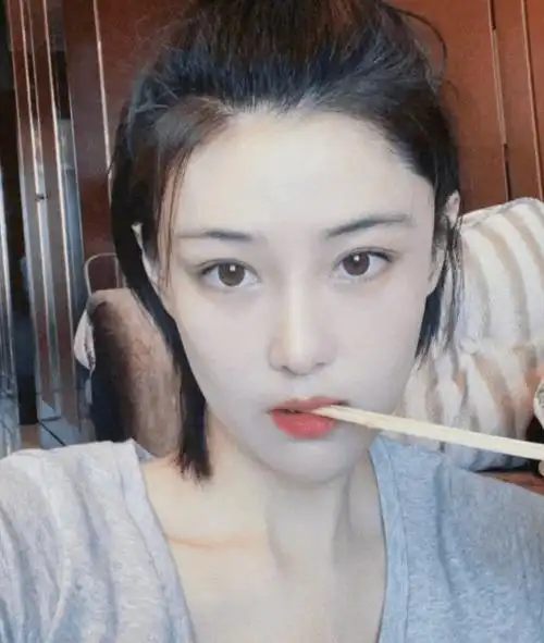 张馨予一个月要瘦身9斤,女艺人的自律性不是一般强_身材_明星_管理