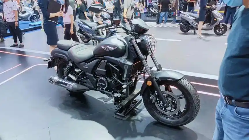 摩博会豪爵铃木tr300太子车做工精良值得入手吗