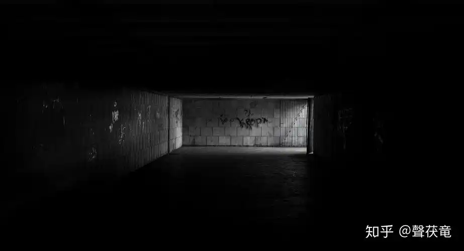 有没有那种黑暗孤独到极致的壁纸? - 知乎