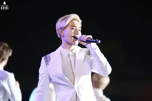 金俊勉壁纸图片