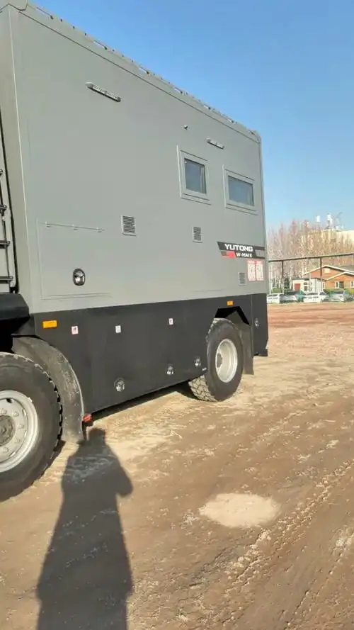 宇通越野房车 - 抖音