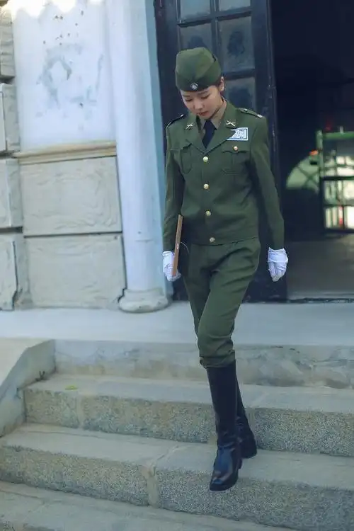 图虫人像摄影:一组民国女军官主题拍摄