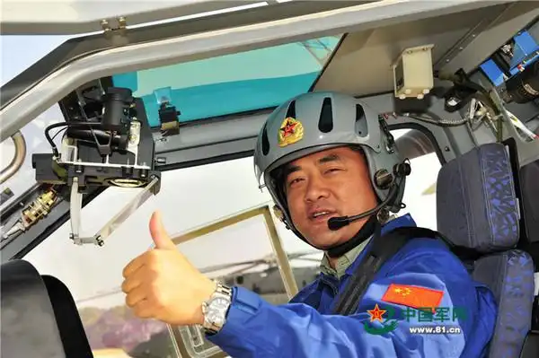 试飞员王道明:用生命"蹚雷",在刀尖起舞