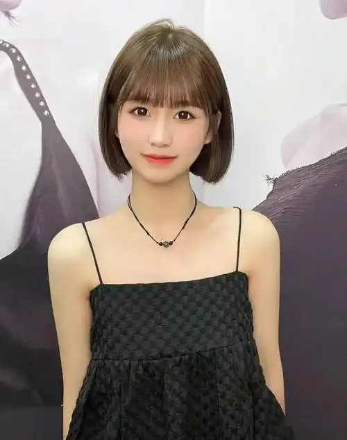 "剪个短发",像初恋一样……_发型_中国_人类