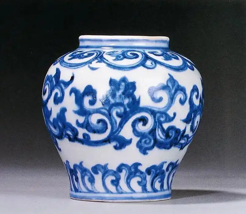 东西辉暎——明宣德 御制青花缠枝卷草纹罐|永乐2023春拍