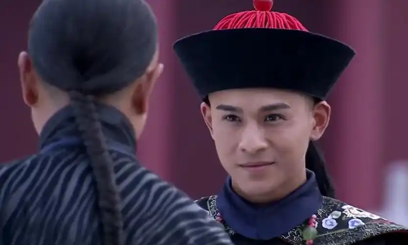 乔振宇:46岁的"老戏骨",长得帅还顾家,娶小8岁娇妻