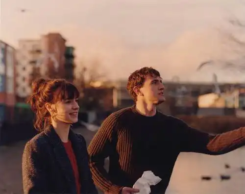 英剧《普通人》观后感