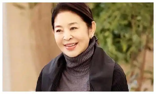 主持人倪萍来生若无爹娘孩子与家庭我将如何选择