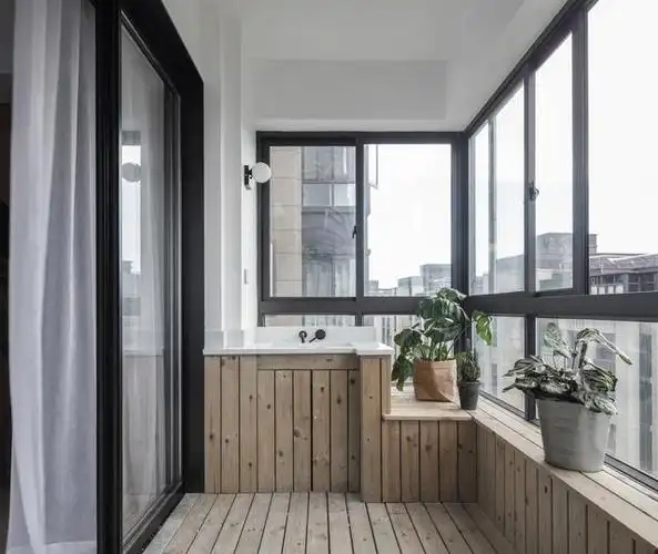 143㎡现代简约风,主卫和阳台设计太前卫了