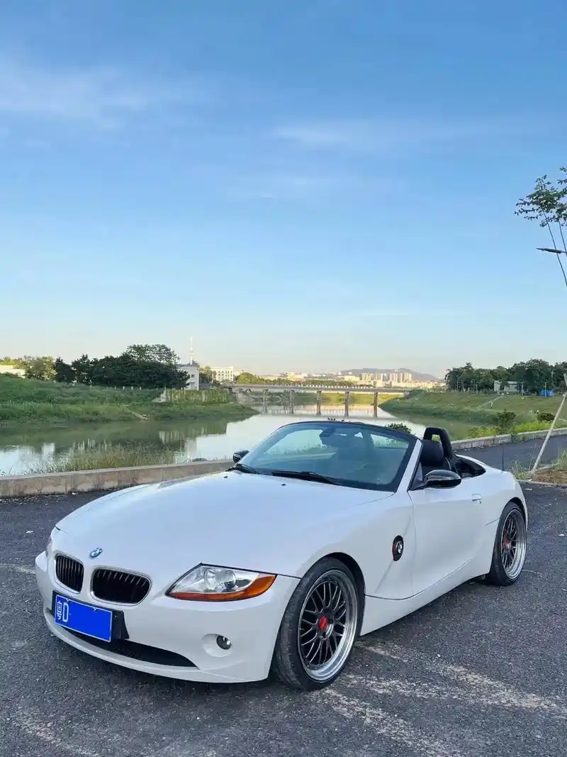 04年宝马z4,e85,双门软顶敞篷,m54b30 - 抖音