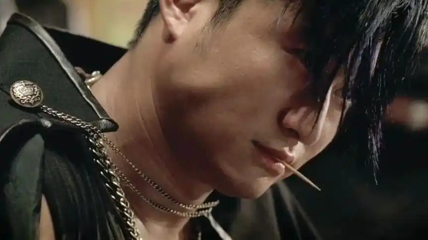 夺帅#华哥对女人用刑,竟是用钳子硬拔牙