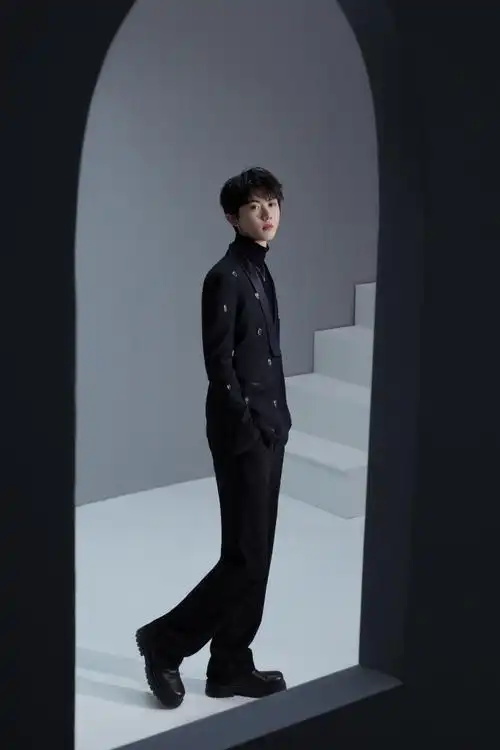 马嘉祺##丁程鑫##宋亚轩##刘耀文##张真源##严浩翔##贺峻霖##德比鞋