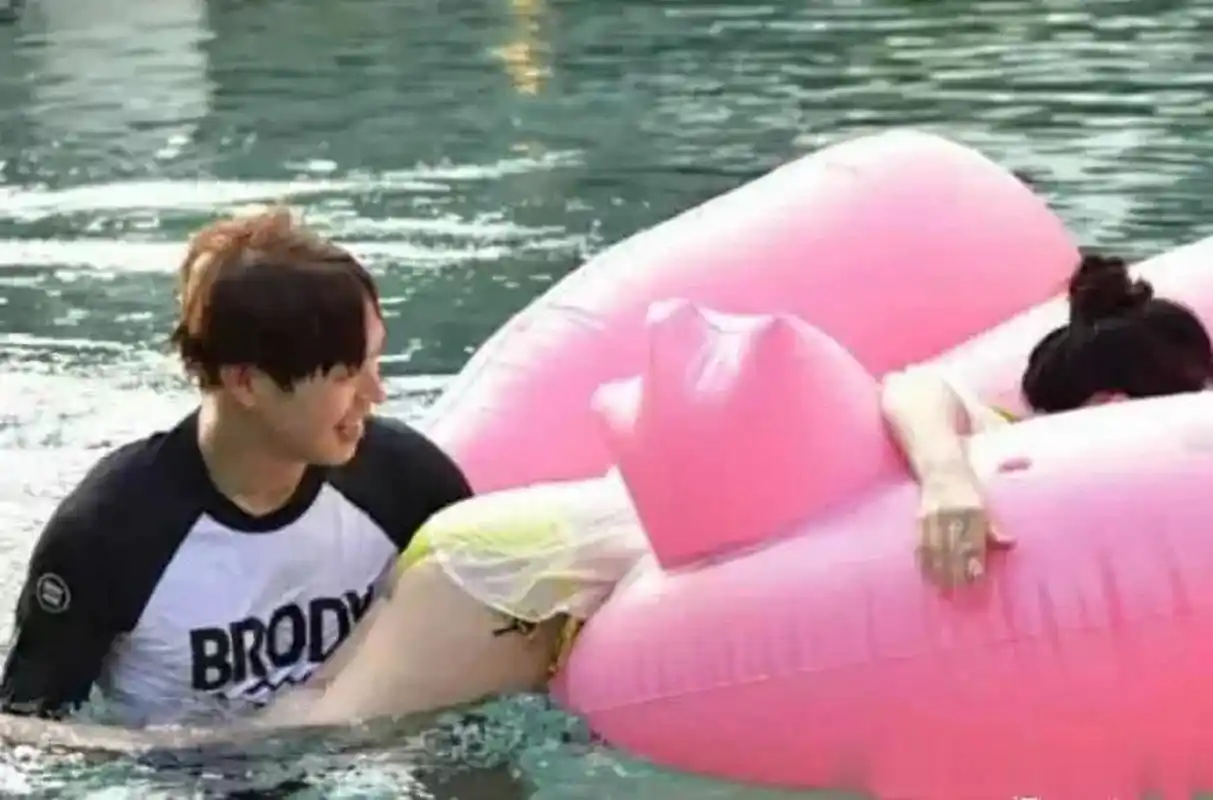 过去,魏大勋李沁参加过这个节目.