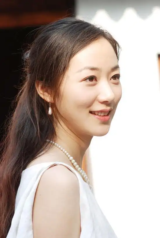 《热爱》惹争议 网友辩论韩雪难着"纠结派"道