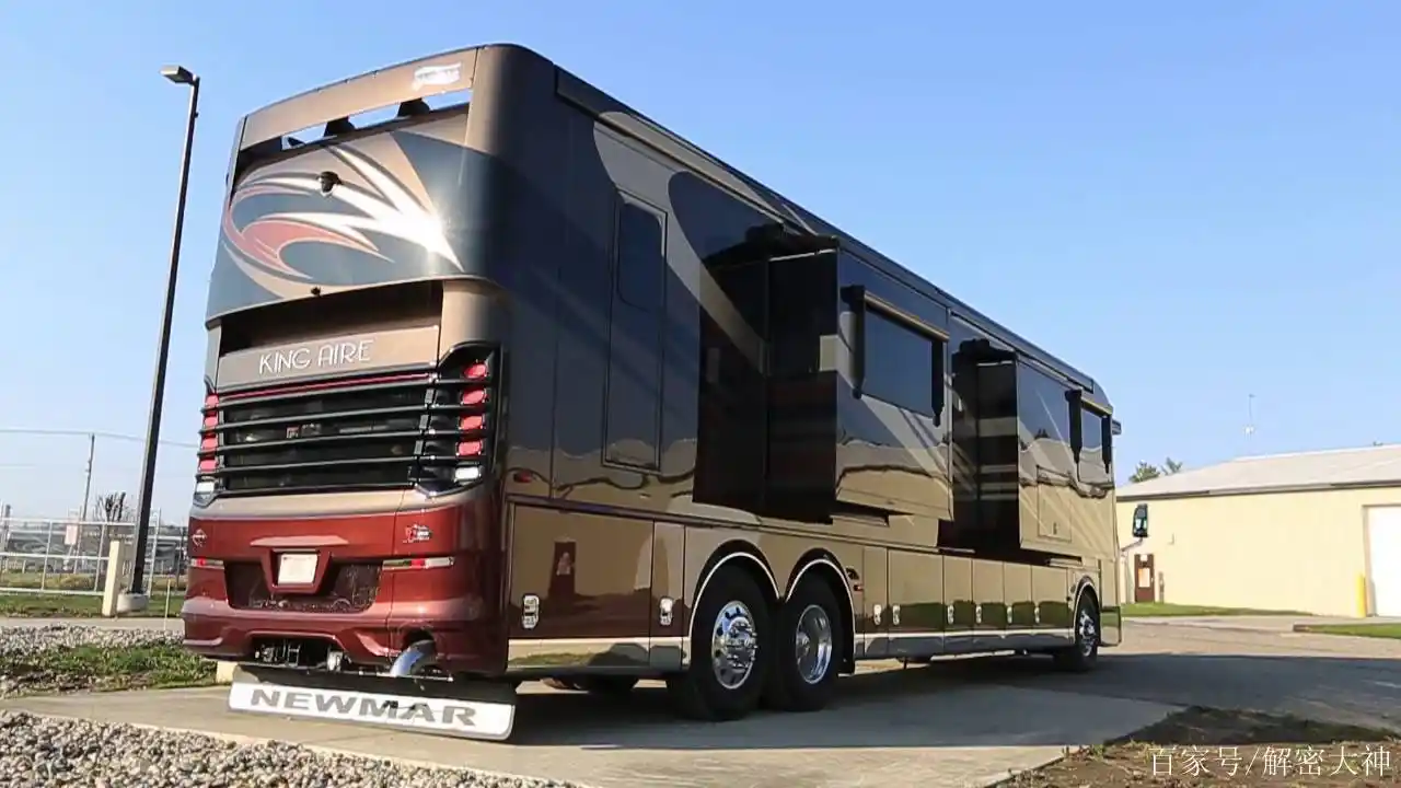 5辆世界上最大的房车,简直就是移动别墅!