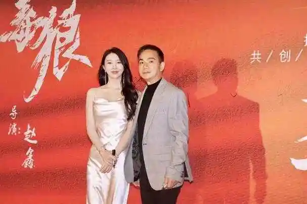 院线电影毒狼在余姚举行新闻发布会出品人呼吁发展余姚电影业