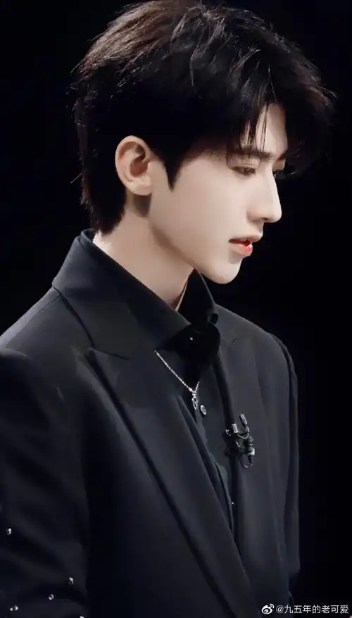 青春有你第二季蔡徐坤加油