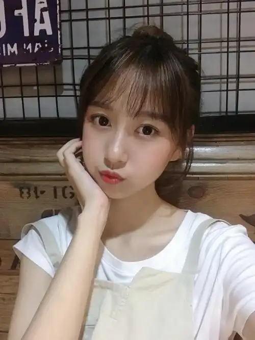 眼睛是越来越自然,当然自拍也_圈子-新氧美容整形