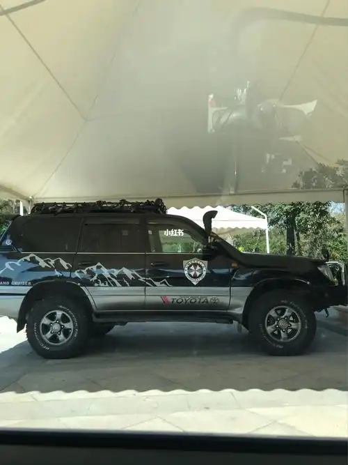 深度改装的lc100看着还很耐操