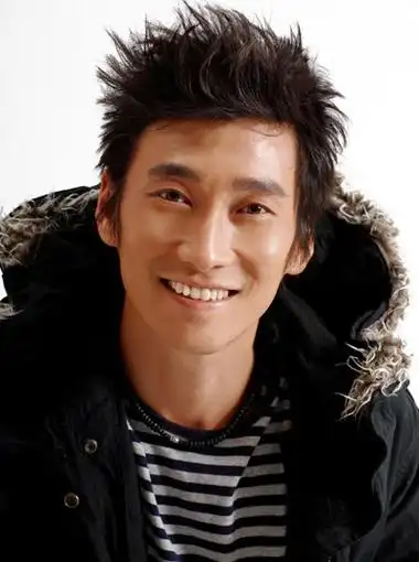 满江基本资料中文名:满江来自地区:大陆明星职 业:歌手,其它,联系电话