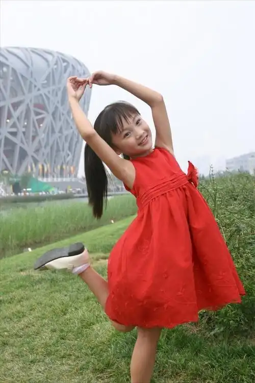 回顾15年后,如今的林妙可:"被交换的人生"换得了一时,换不了一世