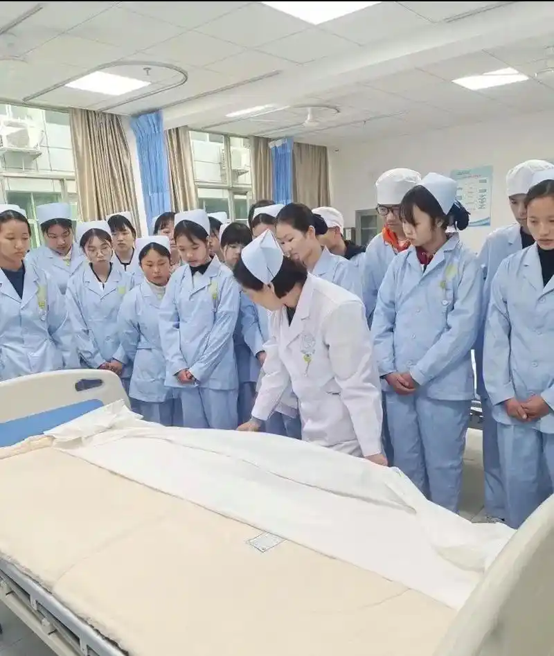 长沙康明中等职业学校中医护理专业介绍.