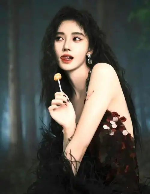 鞠婧祎背后的故事