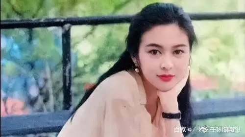 关之琳哪部电影的角色最美任盈盈蓝小蝶还是黄飞鸿中的十三姨