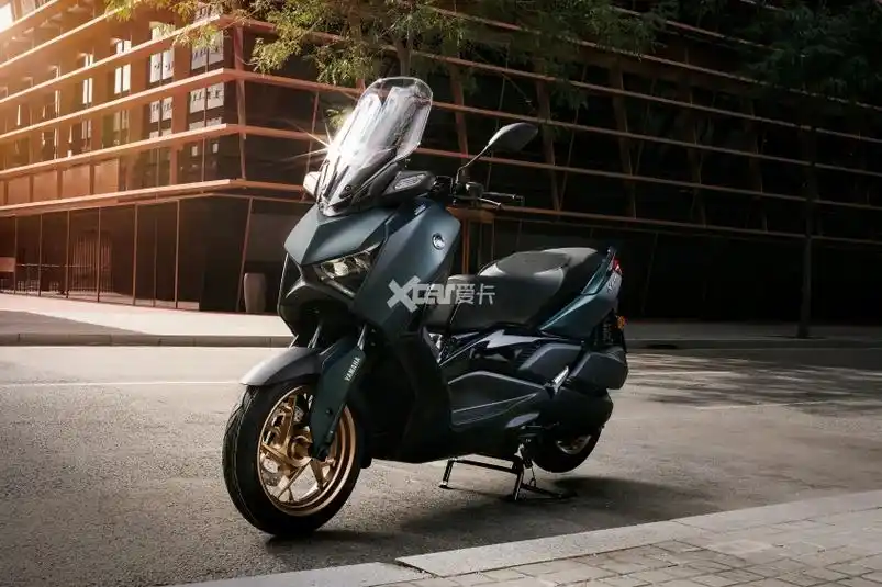 雅马哈;yamaha;xmax300