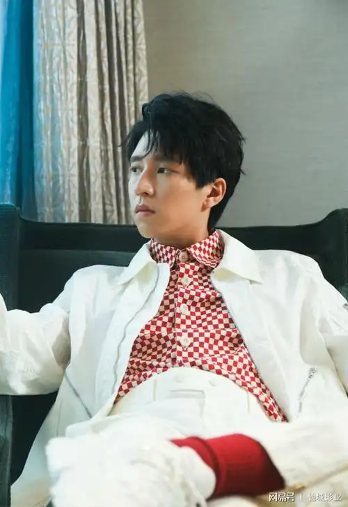 演员孙阳加入他城影业 实力演技派多角色待映_网易订阅