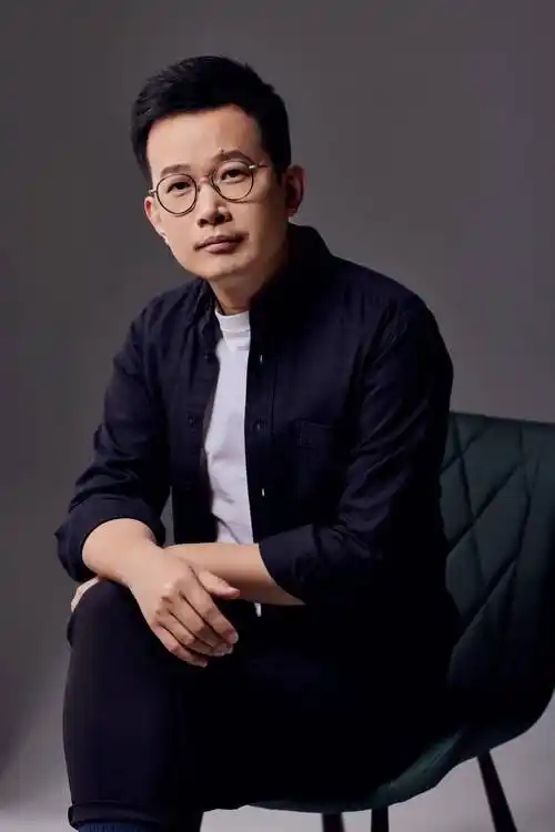 明日上演著名男高音歌唱家石倚洁携美声男孩邀您倚石听声