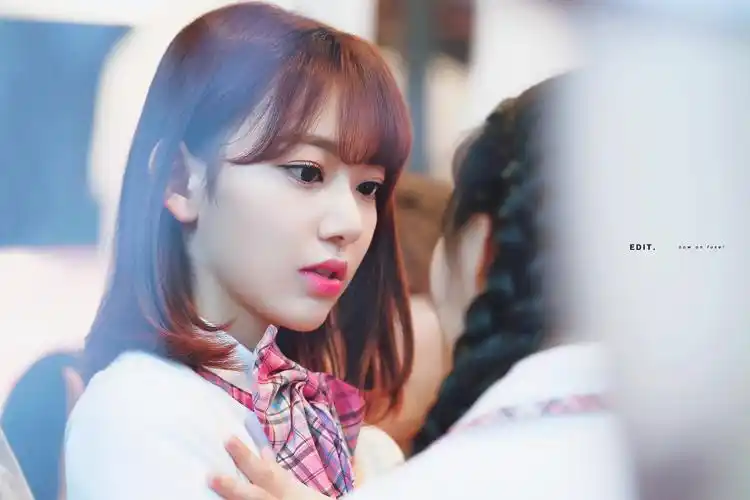 宫脇咲良 小樱花