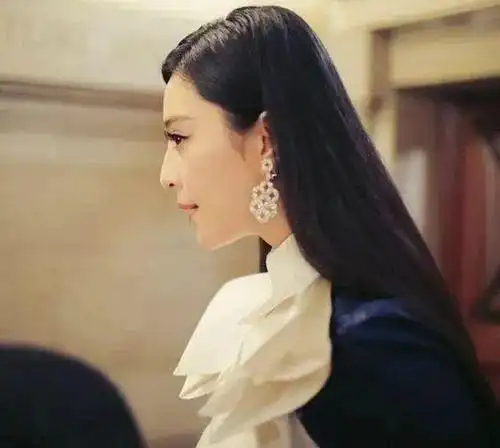 为什么范冰冰刘诗诗扁头却依然五官立体扁头一定就是睡出来的吗