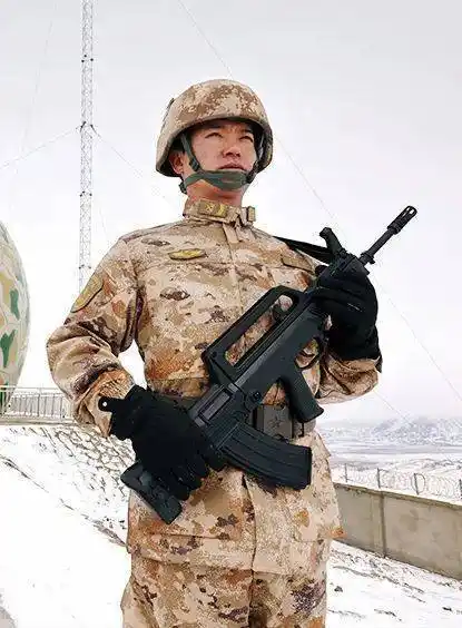 军人_式作训服_空军