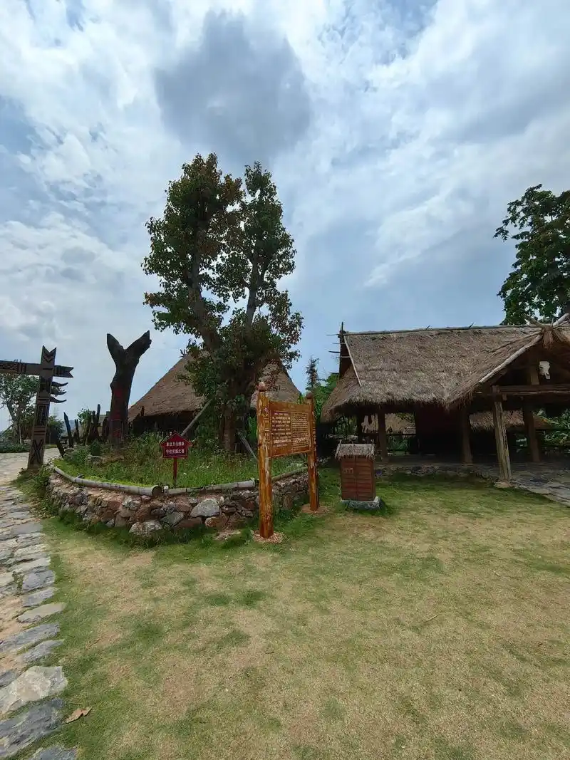 秘境沧源,翁丁古寨 - 抖音