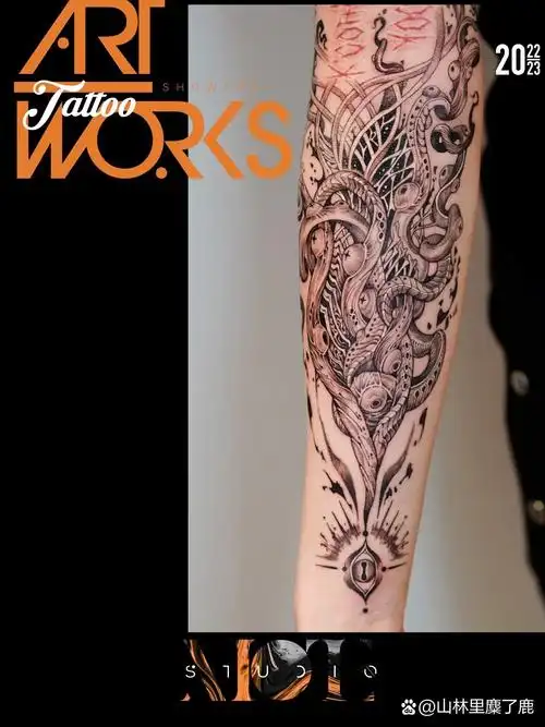 混沌之神阿撒托斯 设计 纹身:@30-doradus 客人要求:见最后一图.