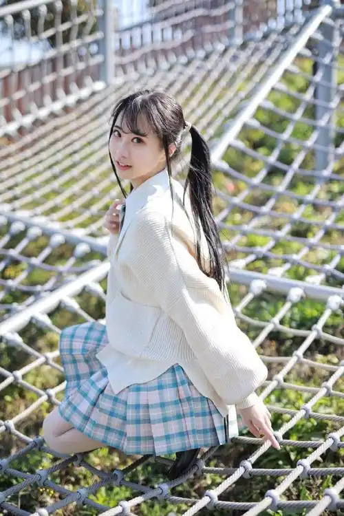 jk双马尾少女我要奔向你了哟