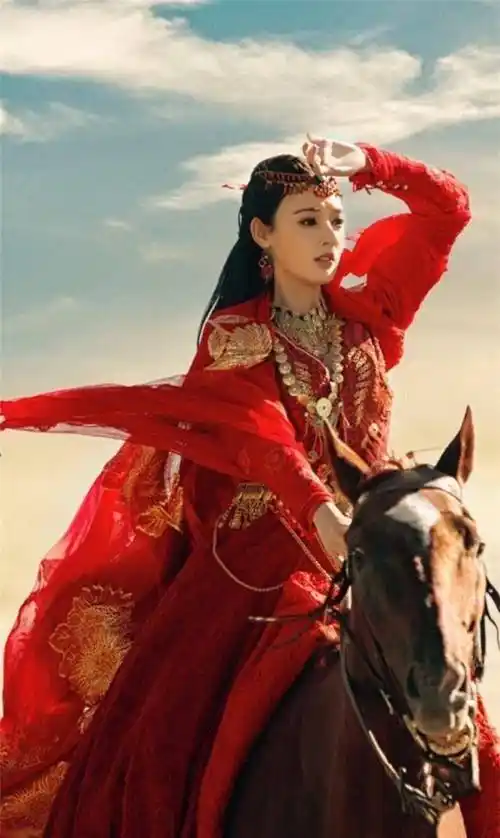 原创《东宫》的女主角真的是神仙颜值,和古力娜扎还有几分相似