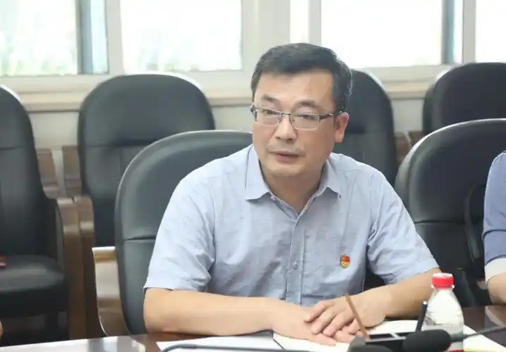 "七一"前夕,市教体局党组书记,局长胡东带队到绵外走访慰问_绵阳市