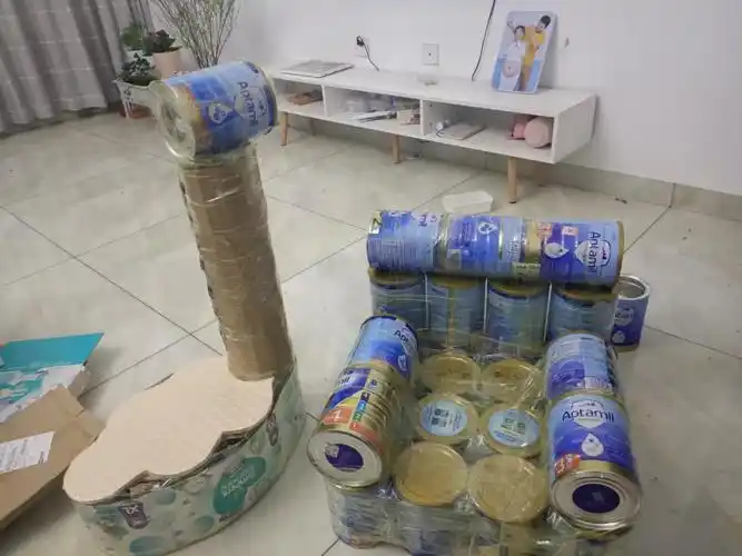 奶粉罐长颈鹿00