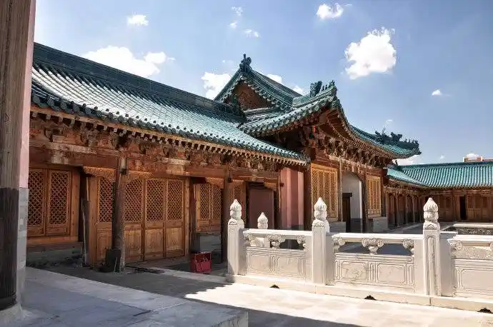 晋王府宅内礼序分明,厅堂等级划分严格,营造了礼序气场下的建筑人文