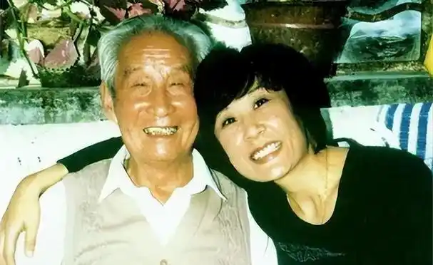 苏小明离婚38年出国留学后再婚前夫的人生现状怎样了