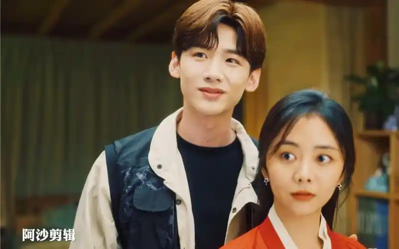 这应该是白敬亭本色出演,和小舅子斗智斗勇.#白敬亭#谭松韵