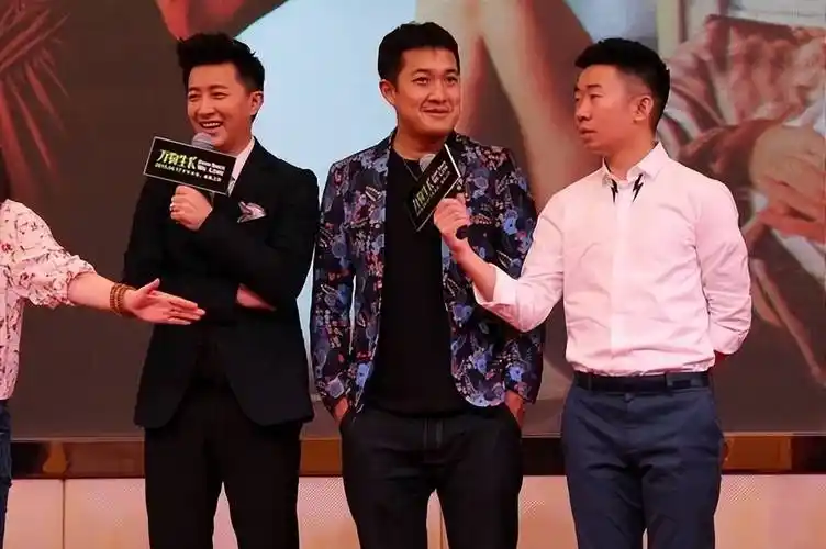 每逢过节,都是张博宇最忙的时候,他既要陪继父孙海英,又要关心张丰毅